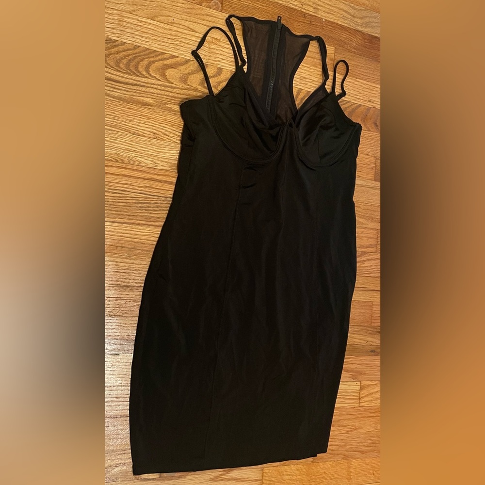 Guess mini dress NEVER WORN, TAG STILL ON!